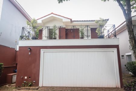 Casa de condomínio à venda com 350m², 3 quartos e 2 vagasFrente da Casa