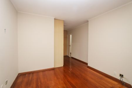 Casa de condomínio à venda com 350m², 3 quartos e 2 vagasSuíte 2