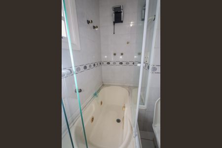 Casa de condomínio à venda com 350m², 3 quartos e 2 vagasBanheiro da Suíte 1