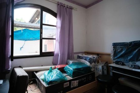 Casa à venda com 169m², 3 quartos e 2 vagasQuarto 1