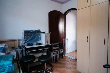 Casa à venda com 169m², 3 quartos e 2 vagasQuarto 1