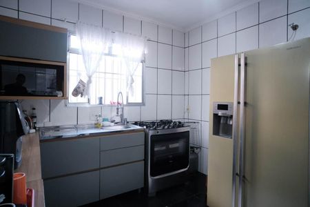 Casa à venda com 169m², 3 quartos e 2 vagasCozinha