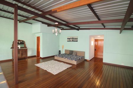 Casa à venda com 300m², 2 quartos e 2 vagasÁrea Comum