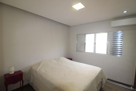 Casa à venda com 300m², 2 quartos e 2 vagasQuarto 1