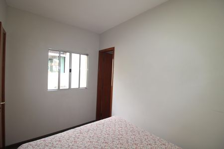 Casa à venda com 300m², 2 quartos e 2 vagasQuarto 2