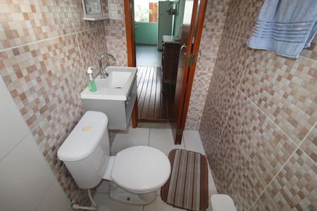 Casa à venda com 300m², 2 quartos e 2 vagasBanheiro