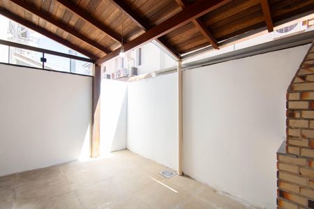 Casa de condomínio à venda com 86m², 2 quartos e 2 vagas Casa de condomínio à venda com 86m², 2 quartos e 2 vagasÁrea Externa