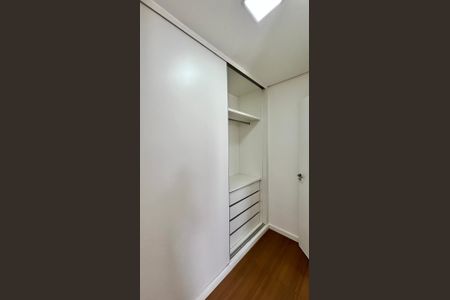 Apartamento à venda com 185m², 2 quartos e 2 vagas Apartamento à venda com 185m², 2 quartos e 2 vagasquarto