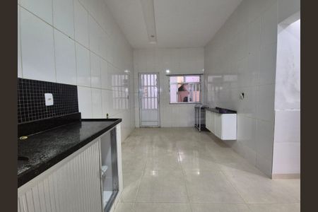 Casa de condomínio à venda com 105m², 2 quartos e 1 vagaCozinha