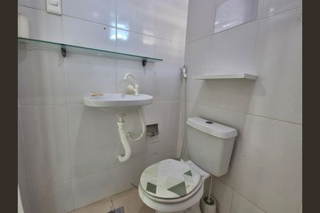 Casa de condomínio à venda com 105m², 2 quartos e 1 vagaBanheiro do Quarto 2