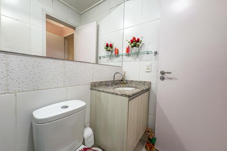Apartamento à venda com 81m², 3 quartos e 2 vagas Apartamento à venda com 81m², 3 quartos e 2 vagasBanheiro da Suíte