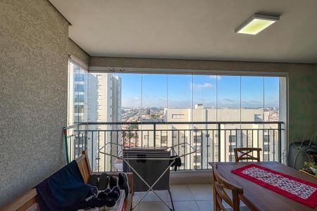 Apartamento à venda com 81m², 3 quartos e 2 vagas Apartamento à venda com 81m², 3 quartos e 2 vagasVista da Sala