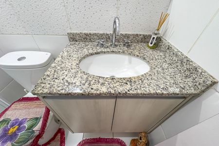 Apartamento à venda com 81m², 3 quartos e 2 vagas Apartamento à venda com 81m², 3 quartos e 2 vagasBanheiro da Suíte