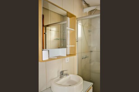 Casa à venda com 180m², 3 quartos e 2 vagas Casa à venda com 180m², 3 quartos e 2 vagasBanheiro da Suíte 1