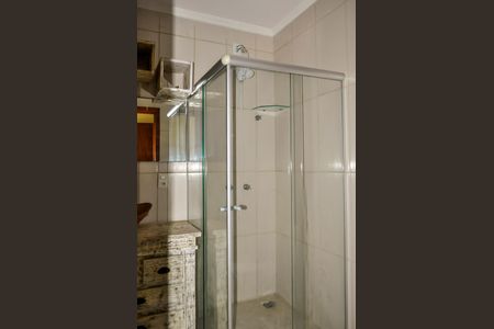 Casa à venda com 180m², 3 quartos e 2 vagas Casa à venda com 180m², 3 quartos e 2 vagasBanheiro da Suíte 2