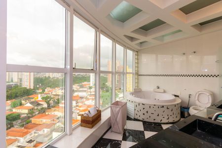 Apartamento à venda com 420m², 4 quartos e 6 vagasBanheiro da Suíte 4