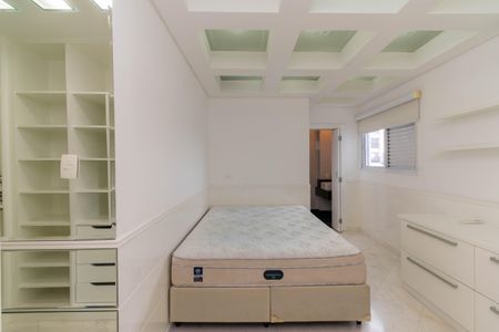 Apartamento à venda com 420m², 4 quartos e 6 vagasSuíte 1