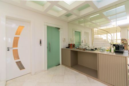 Apartamento à venda com 420m², 4 quartos e 6 vagasSala