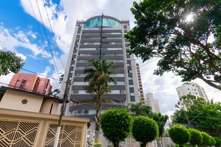 Apartamento à venda com 420m², 4 quartos e 6 vagasFachada