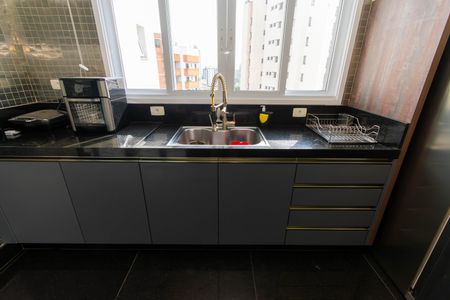 Apartamento à venda com 420m², 4 quartos e 6 vagasCozinha