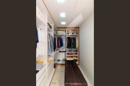 Apartamento à venda com 420m², 4 quartos e 6 vagasSuíte 4 - Closet