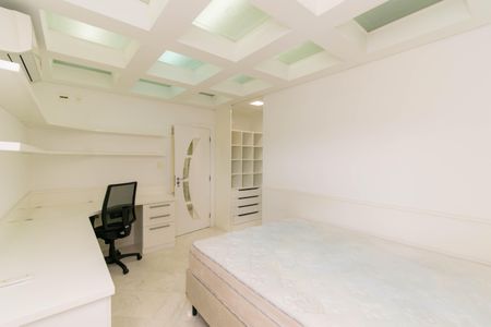 Apartamento à venda com 420m², 4 quartos e 6 vagasSuíte 1