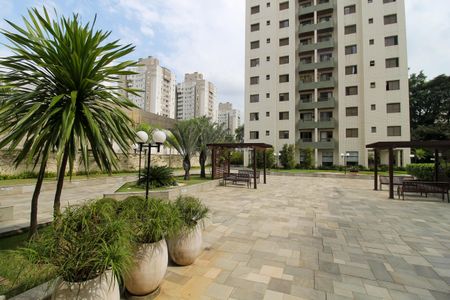 Apartamento à venda com 93m², 3 quartos e 2 vagas Apartamento à venda com 93m², 3 quartos e 2 vagasÁrea comum - Área Externa