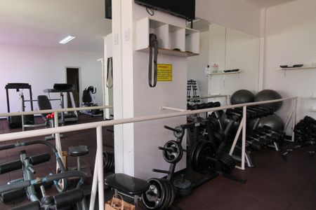 Apartamento à venda com 93m², 3 quartos e 2 vagas Apartamento à venda com 93m², 3 quartos e 2 vagasÁrea comum - Academia