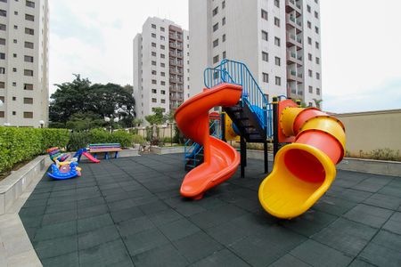 Apartamento à venda com 93m², 3 quartos e 2 vagas Apartamento à venda com 93m², 3 quartos e 2 vagasÁrea comum - Playground