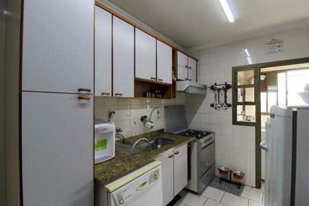 Apartamento à venda com 93m², 3 quartos e 2 vagas Apartamento à venda com 93m², 3 quartos e 2 vagasCozinha