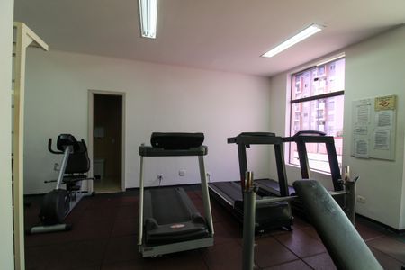 Apartamento à venda com 93m², 3 quartos e 2 vagas Apartamento à venda com 93m², 3 quartos e 2 vagasÁrea comum - Academia