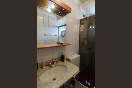 Apartamento à venda com 93m², 3 quartos e 2 vagas Apartamento à venda com 93m², 3 quartos e 2 vagasBanheiro