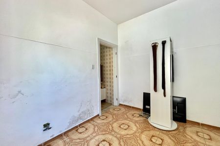Casa à venda com 250m², 4 quartos e 4 vagas Casa à venda com 250m², 4 quartos e 4 vagasSuite