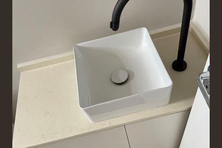 Apartamento à venda com 50m², 2 quartos e 1 vaga Apartamento à venda com 50m², 2 quartos e 1 vagaBanheiro