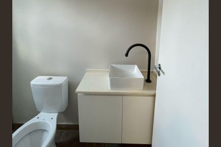 Apartamento à venda com 50m², 2 quartos e 1 vaga Apartamento à venda com 50m², 2 quartos e 1 vagaBanheiro