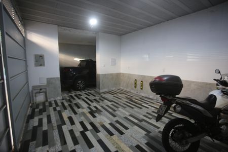 Casa à venda com 370m², 4 quartos e 3 vagasGaragem