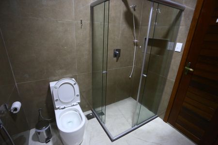 Casa à venda com 370m², 4 quartos e 3 vagasBanheiro