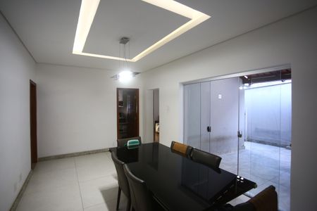 Casa à venda com 370m², 4 quartos e 3 vagasSala de Jantar