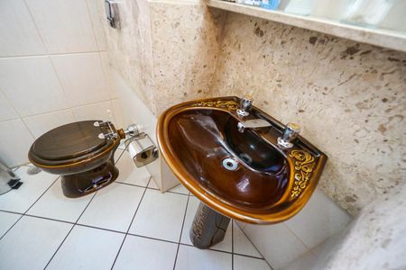 Casa à venda com 170m², 3 quartos e 2 vagas Casa à venda com 170m², 3 quartos e 2 vagasLavabo