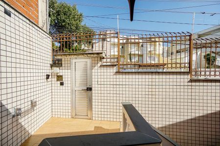 Casa à venda com 170m², 3 quartos e 2 vagas Casa à venda com 170m², 3 quartos e 2 vagasVista do quarto