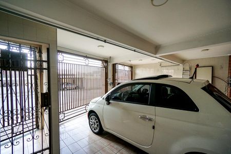 Casa à venda com 170m², 3 quartos e 2 vagas Casa à venda com 170m², 3 quartos e 2 vagasGaragem