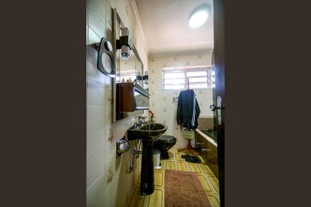 Casa à venda com 170m², 3 quartos e 2 vagas Casa à venda com 170m², 3 quartos e 2 vagasBanheiro da suíte 02