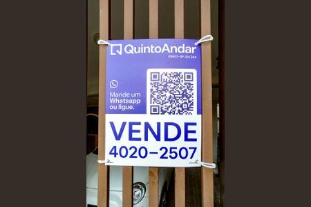 Casa à venda com 170m², 3 quartos e 2 vagas Casa à venda com 170m², 3 quartos e 2 vagasPlaca