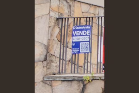 Casa à venda com 272m², 3 quartos e 3 vagasPlaquinha instalada