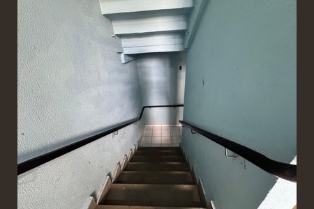 Apartamento à venda com 49m², 2 quartos e 1 vaga Apartamento à venda com 49m², 2 quartos e 1 vagaEscada acesso