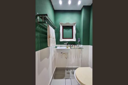 Apartamento à venda com 120m², 3 quartos e sem vagaBanheiro de serviço