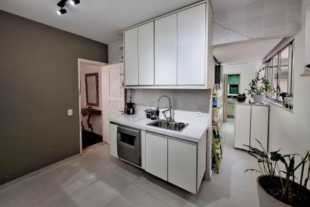Apartamento à venda com 120m², 3 quartos e sem vagaCozinha