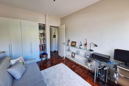 Apartamento à venda com 120m², 3 quartos e sem vagaQuarto 1