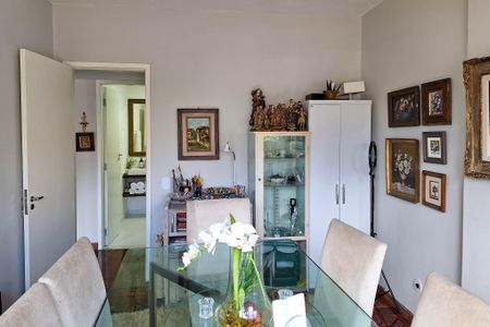 Apartamento à venda com 120m², 3 quartos e sem vagaQuarto 2