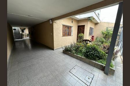 Casa à venda com 237m², 3 quartos e 4 vagas